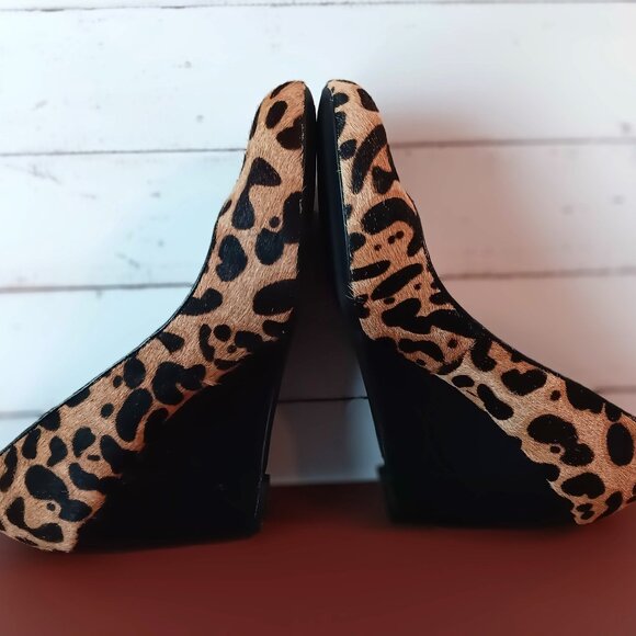 LIKE NEW 💥 FRANCO SARTO Stunning Leopard Print Pump Wedge Heels Shoes Size 6 - Picture 6 of 9